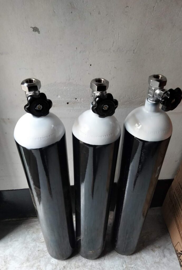 Oxygen cylinder refill home service in Dhaka Bangladesh. Get your oxygen cylinder refilled at your home with our fast, reliable, and affordable service. We offer 24/7 service, so you can get your cylinder refilled whenever you need it.